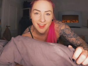 Pia Sativa Porno Video: Bedroom bl*wjob!!!